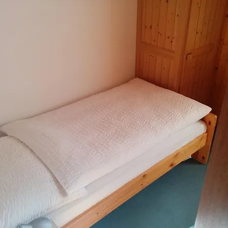 Croix D'or Et Poste - Historisches