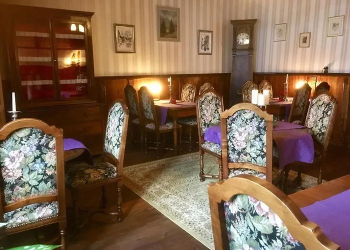 Croix D'or Et Poste - Historisches Gasthof 3*