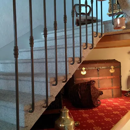 Inn Hotel Croix D'Or Et Poste - Historisches Hotel