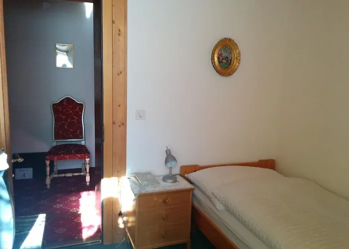 Croix D'or Et Poste - Historisches Münster